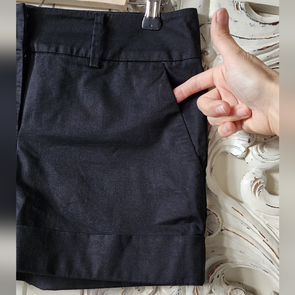 NY&Co black tailored shorts - Picture 7 of 16